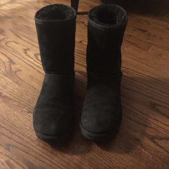black uggs size 11